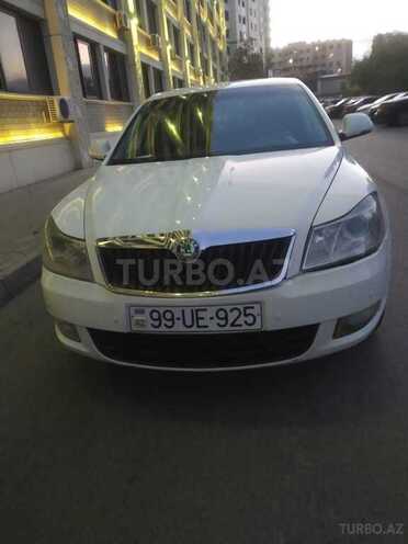 Skoda Octavia 2011, 202,000 km - 1.6 л - Bakı