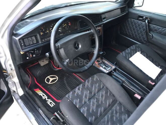 Mercedes 190 1991, 210,000 km - 2.0 l - Sabirabad