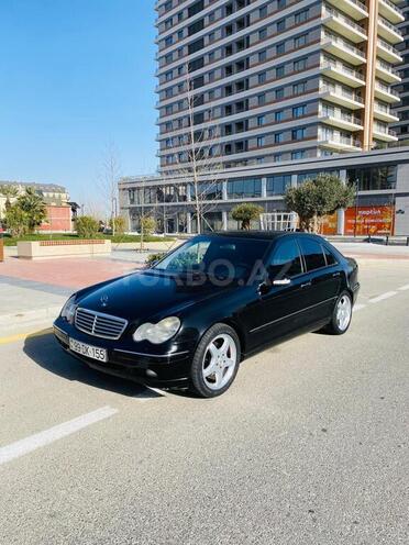 Mercedes C 240 2001, 298,400 km - 2.6 l - Bakı