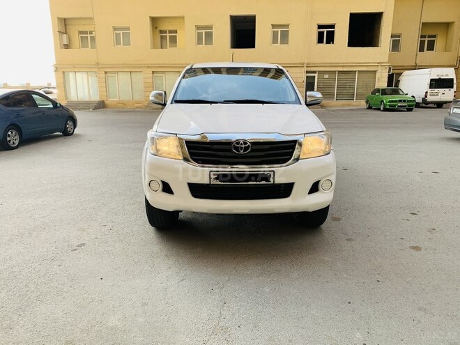 Toyota Hilux 2013, 184,226 km - 2.5 l - Bakı