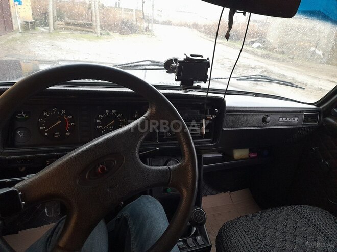 LADA (VAZ) 2107 2010, 130,000 km - 1.6 l - Salyan