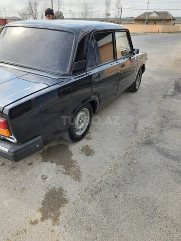 LADA (VAZ) 2107 2010, 130,000 km - 1.6 l - Salyan