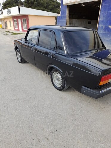 LADA (VAZ) 2107 2010, 130,000 km - 1.6 l - Salyan