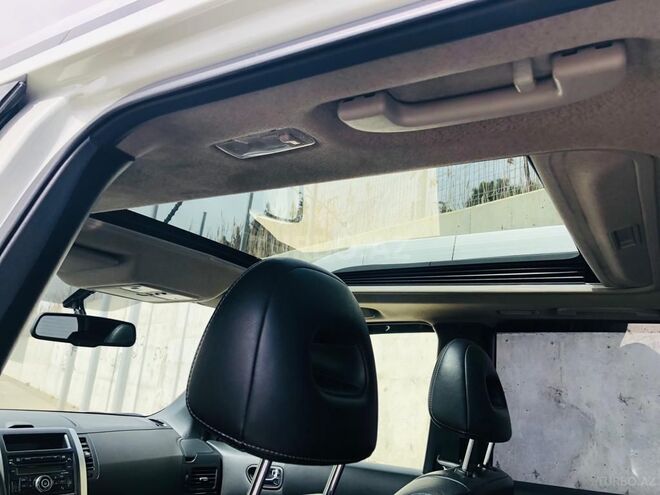 Nissan X-Trail 2012, 270,000 km - 2.5 l - Bakı