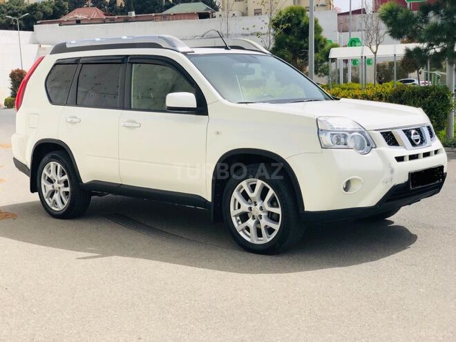 Nissan X-Trail 2012, 270,000 km - 2.5 l - Bakı