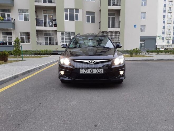 Hyundai i30 2011, 124,000 km - 1.6 л - Bakı