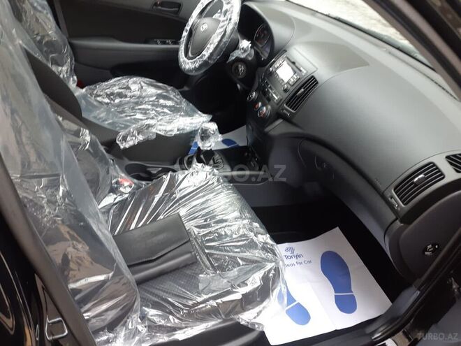 Hyundai i30 2011, 124,000 km - 1.6 л - Bakı