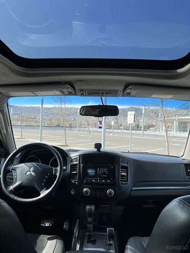 Mitsubishi Pajero 2007, 260,000 km - 3.2 л - Bakı