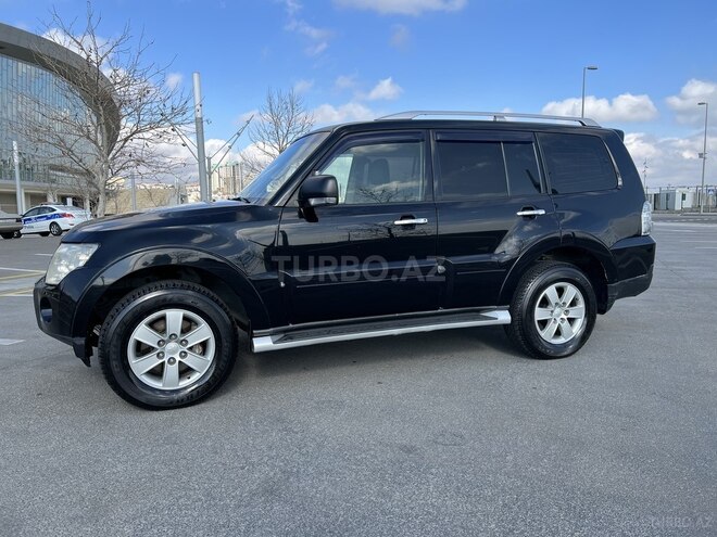 Mitsubishi Pajero 2007, 260,000 km - 3.2 л - Bakı