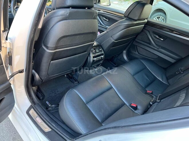 BMW 530 2015, 195,000 km - 3.0 л - Bakı