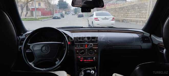 Mercedes C 220 1995, 640,000 km - 2.2 l - Bakı