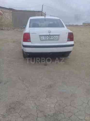 Volkswagen Passat 1998, 320,000 km - 1.8 л - Bakı