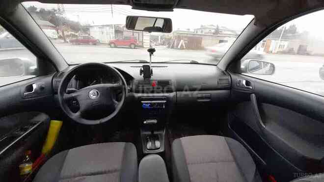 Skoda Octavia 2002, 426,000 km - 2.0 л - Bakı