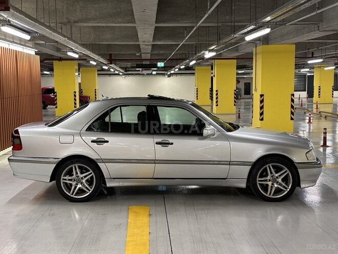 Mercedes C 230 2000, 302,551 km - 2.3 l - Gəncə