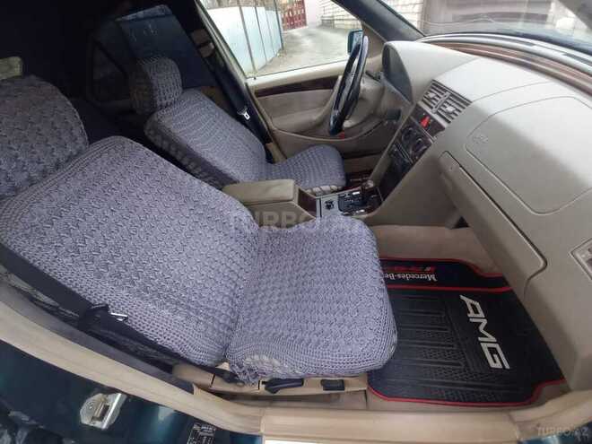Mercedes C 180 1997, 256,585 km - 1.8 l - Qazax