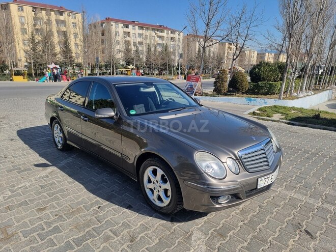 Mercedes E 200 2007, 295,000 km - 2.2 l - Bakı
