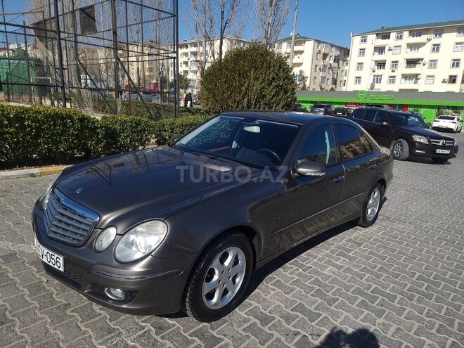Mercedes E 200 2007, 295,000 km - 2.2 l - Bakı
