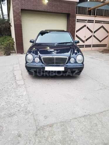Mercedes E 240 2000, 28,000 km - 2.4 л - Bakı