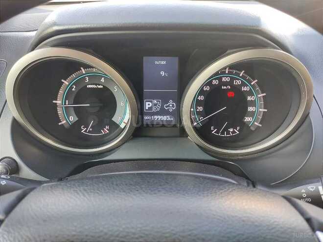 Toyota Prado 2009, 199,985 km - 4.0 л - Bakı