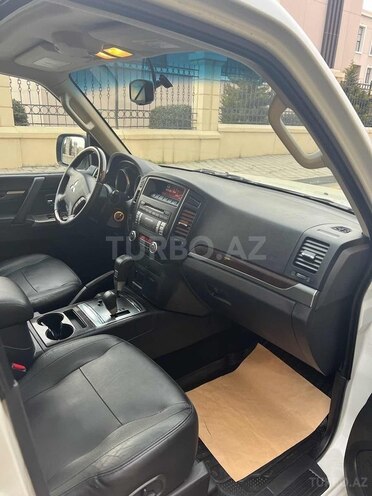 Mitsubishi Pajero 2013, 134,000 km - 3.5 l - Bakı