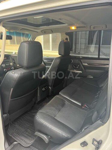 Mitsubishi Pajero 2013, 134,000 km - 3.5 l - Bakı