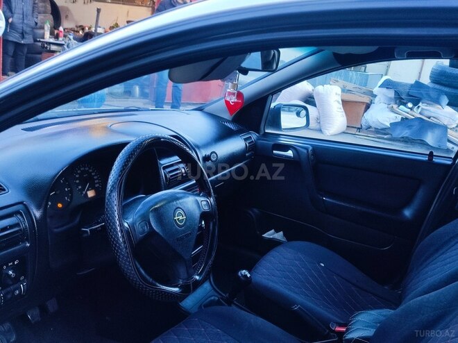 Opel Vectra 1999, 150,000 km - 1.6 l - Bakı
