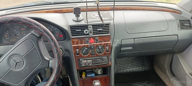 Mercedes C 200 1996, 420,000 km - 2.0 l - Bakı
