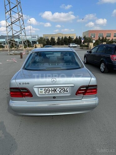 Mercedes E 200 1999, 218,000 km - 2.0 l - Gəncə