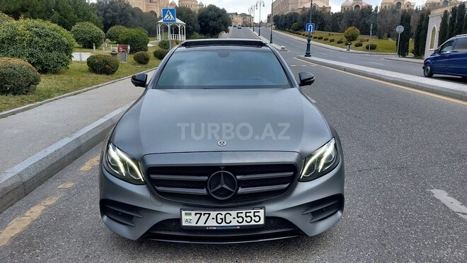 Mercedes E 220 2018, 162,544 km - 2.2 l - Bakı