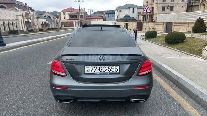 Mercedes E 220 2018, 162,544 km - 2.2 l - Bakı