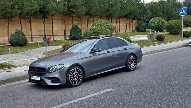 Mercedes E 220 2018, 162,544 km - 2.2 l - Bakı
