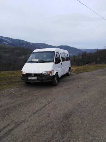 Ford Transit 1994, 257,000 km - 2.5 l - Lerik