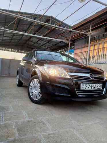 Opel Astra 2008, 191,800 km - 1.4 l - Salyan