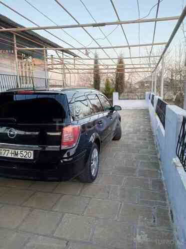 Opel Astra 2008, 191,800 km - 1.4 l - Salyan