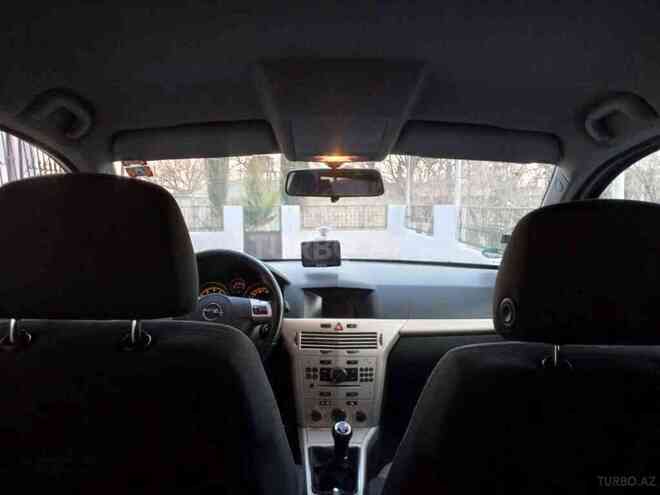 Opel Astra 2008, 191,800 km - 1.4 l - Salyan