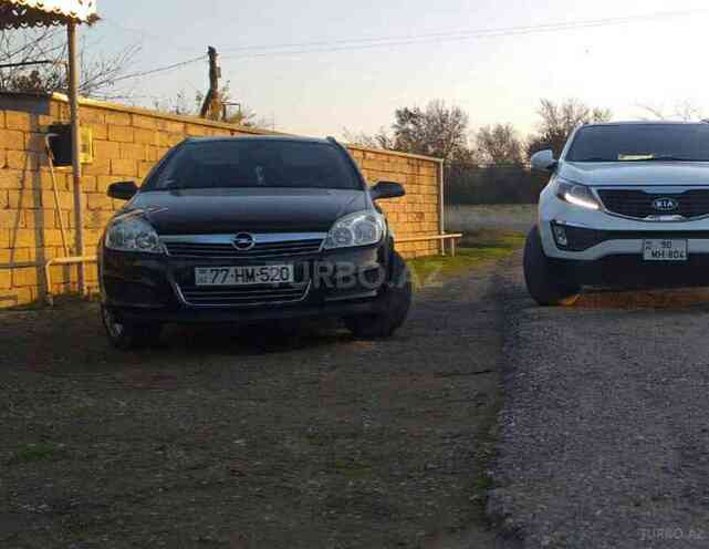 Opel Astra 2008, 191,800 km - 1.4 l - Salyan
