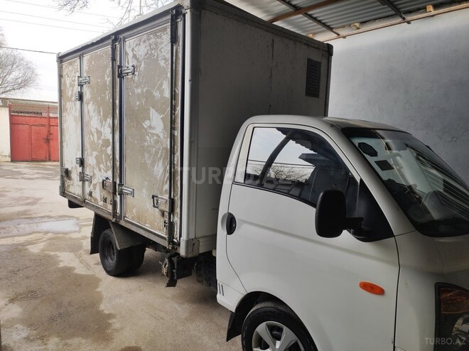 Hyundai H 100 2014, 172,000 km - 2.6 l - Bakı
