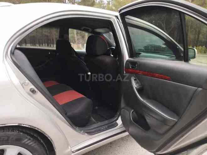 Toyota Avensis 2004, 250,000 km - 2.0 l - Bakı