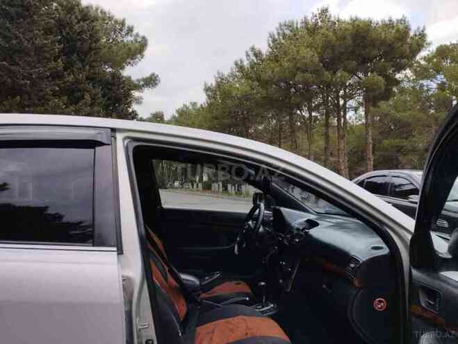 Toyota Avensis 2004, 250,000 km - 2.0 l - Bakı