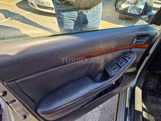 Toyota Avensis 2004, 250,000 km - 2.0 l - Bakı