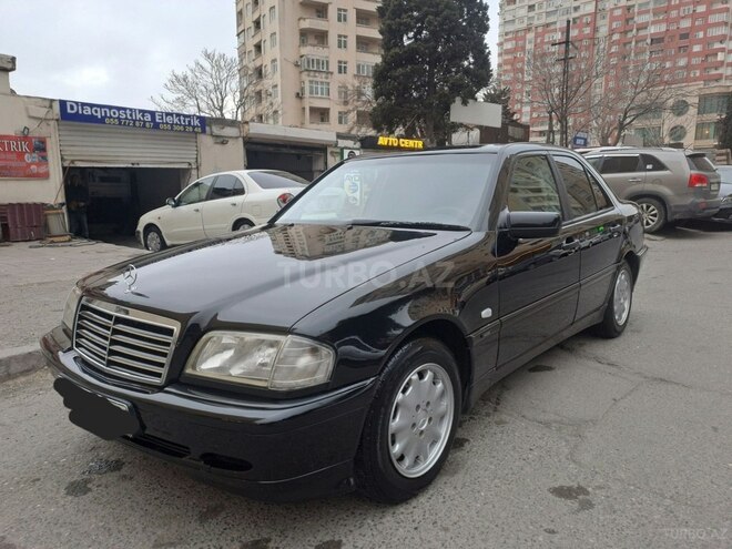 Mercedes C 200 1999, 275,000 km - 2.0 l - Bakı