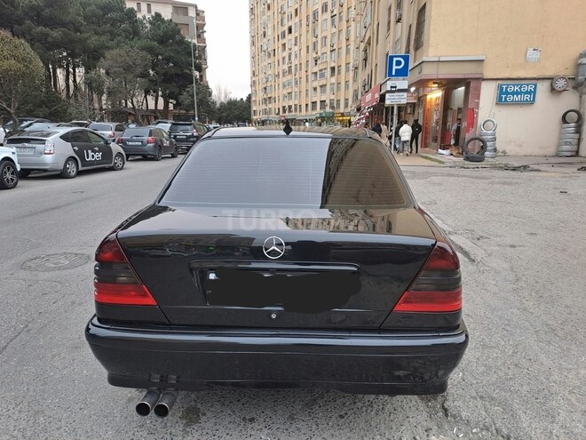 Mercedes C 200 1999, 275,000 km - 2.0 l - Bakı