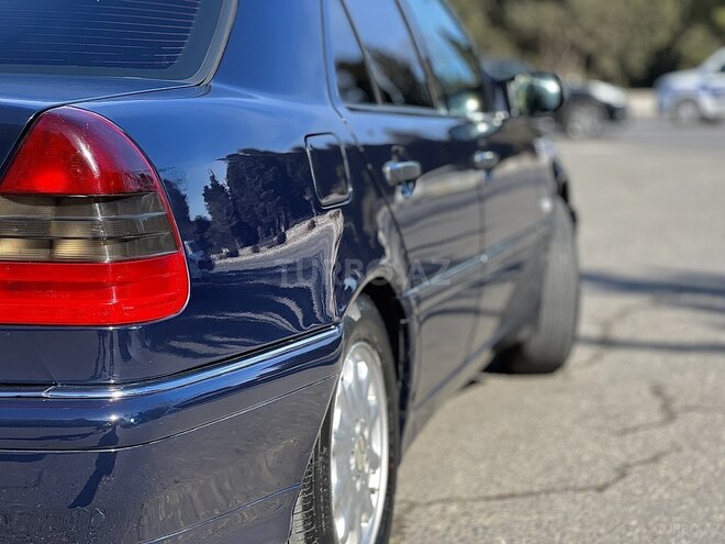Mercedes C 240 2000, 390,000 km - 2.4 л - Bakı