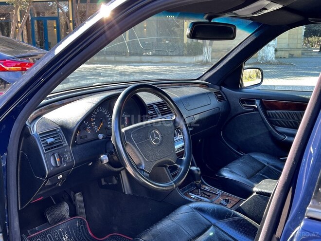 Mercedes C 240 2000, 390,000 km - 2.4 л - Bakı