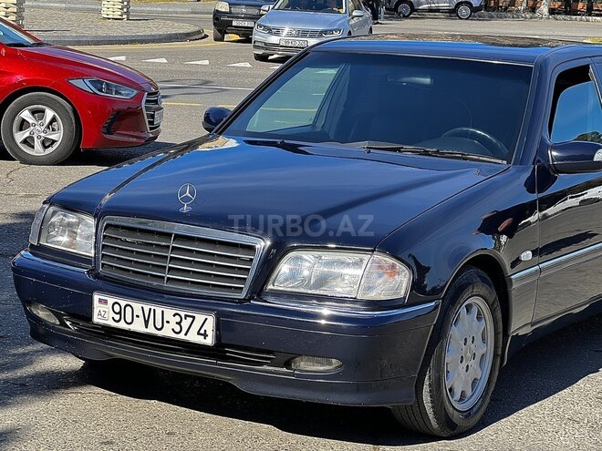 Mercedes C 240 2000, 390,000 km - 2.4 л - Bakı