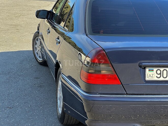 Mercedes C 240 2000, 390,000 km - 2.4 л - Bakı