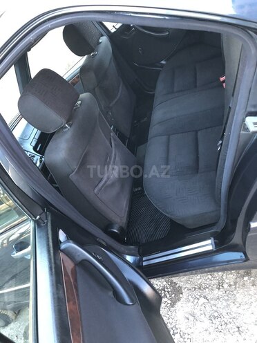 Mercedes C 180 1998, 281,000 km - 1.8 л - Tovuz