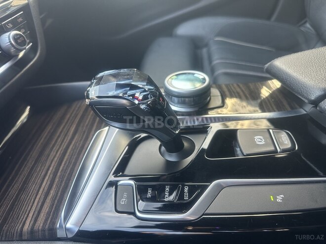 BMW 530 2018, 92,500 km - 2.0 l - Bakı