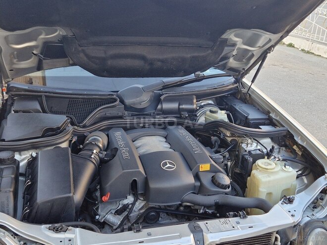 Mercedes E 280 1998, 325,000 km - 2.8 l - Bakı