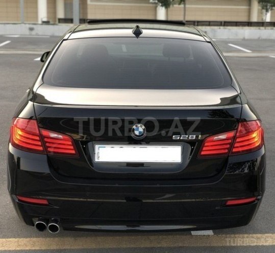 BMW 528 2013, 241,800 km - 2.0 л - Bakı